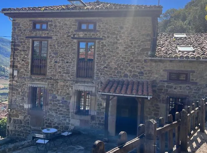 Casa Rural Basiver - Habitacion Pico San Carlos Inn